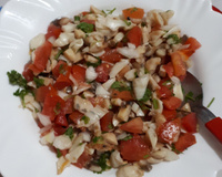 Salada de peguari com palmito 