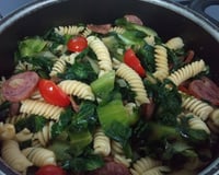 Macarrão com escarola para João Victor