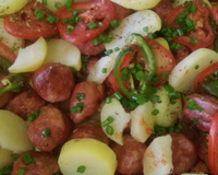 Linguiça ao forno com batatas