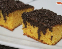 Bolo de cenoura fofo