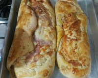 Pão salgado recheado