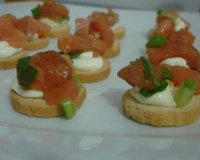 Canapé é o aperitivo perfeito para festas: confira receitas variadas para agradar seus convidados!