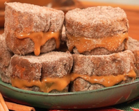 A melhor rabanada de Natal na airfryer: fácil, sem óleo e recheada com muito doce de leite!