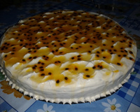 Bolo delicioso de mousse de maracujá