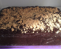 Bolo de chocolate com amendoim