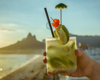 Caipirinha perfeita: 4 dicas para arrasar nas festas