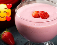 Se você está procurando uma sobremesa fácil de Dia das Mães esse mousse de morango é a escolha ideal