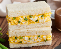 O que é tamago sando? A receita para fazer o sanduíche japonês mais famoso com apenas alguns ingredientes