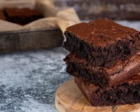 Nunca mais erre: o passo a passo definitivo para fazer o melhor brownie do mundo com a receita mais fácil do TudoGostoso