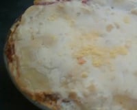 Lasanha ao molho branco e vermelho