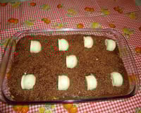 Pavê de creme de avelã e bombom