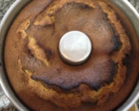 Bolo de fubá com erva doce