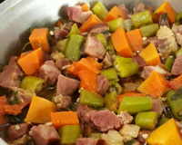 Cortadinho de abóbora e quiabo