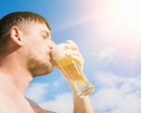 Esses são os cuidados que você deve ter ao consumir bebida alcoólica em dias muito quentes