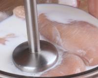 Já pensou em triturar frango com leite? O resultado é surpreendente!