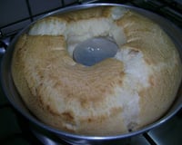 Pão de queijo em fôrma de pudim