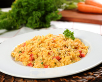 Risoto de arroz integral e frango desfiado