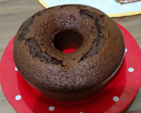 Bolo simples de chocolate
