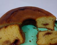 Broa de fubá com goiabada