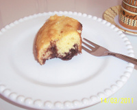 Bolo de fubá com creme de chocolate By Paula