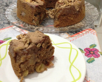 Bolo de banana,maçã e granola