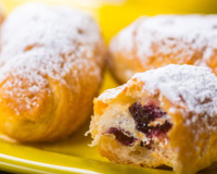 Brioche sem fermento: aprendi uma versão instantânea do pãozinho que fica macia, cheirosa e pronta em menos de 30 minutos