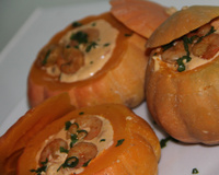 Abóbora recheada com creme de camarão