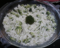 Risoto de brócolis, arroz comum e bacon