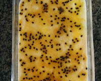 Mousse "mara" de maracujá