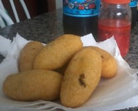 Encapotado (bolinho de frango)