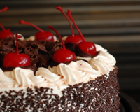 Floresta negra: o bolo mais amado em dicas e receitas