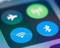Quase ninguém sabe, mas manter o Wi-Fi do celular desligado ao sair de casa é indispensável para melhorar a segurança do seu smartphone