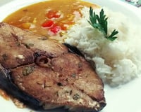 Cavala assada no micro-ondas