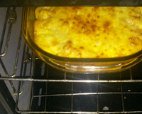 Macarrão com queijo assado