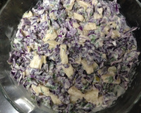 Salada de repolho com abacaxi e creme de leite