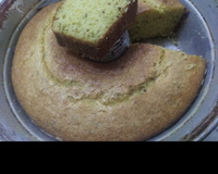 Bolo de fubá com erva doce