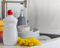 Como tirar o amarelado dos potes de plástico e espátulas de silicone com 5 truques