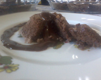 Moelleux au Chocolat (tradicional bolinho francês com interior cremoso)