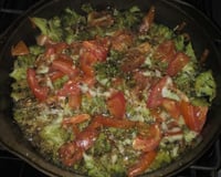 Brócolis à napolitana