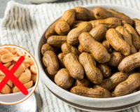 Aqui na minha cidade todo mundo come amendoim assim (não é torrado!): aprenda a receita da minha família