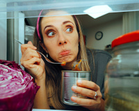 Com quantos você descobriu que não deve guardar latas abertas na geladeira?