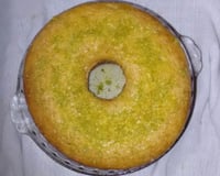 Bolo de laranja com calda de laranja