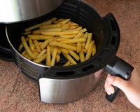 Como evitar que suas batatas fiquem moles na airfryer com essas dicas