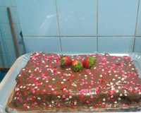 Bolo de chocolate com morango