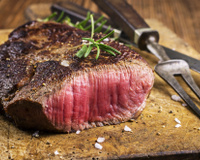 Como requentar carne vermelha da melhor maneira: truques do TudoGostoso para não ressecar o prato