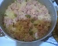Arroz com linguicinha