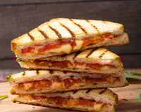 Cachorro quente prensado