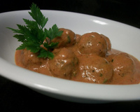 Estrogonofe de almôndegas