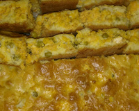 Torta deliciosa de liquidificador com recheio de frango