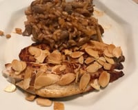 Filé de Peixe Saint Peter com Amendôas e Ervas Finas